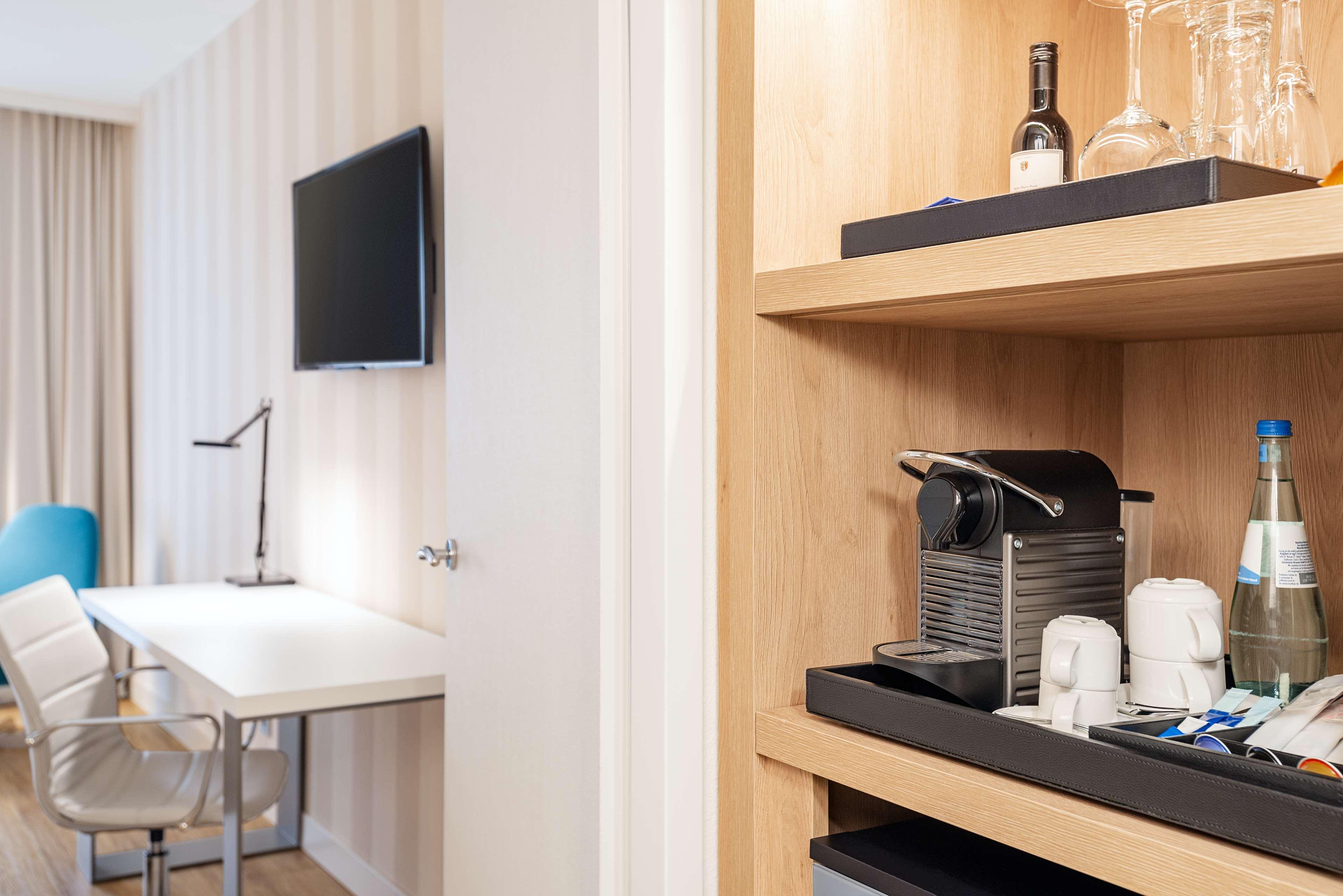 Nh Berlin Alexanderplatz Hotel Екстериор снимка