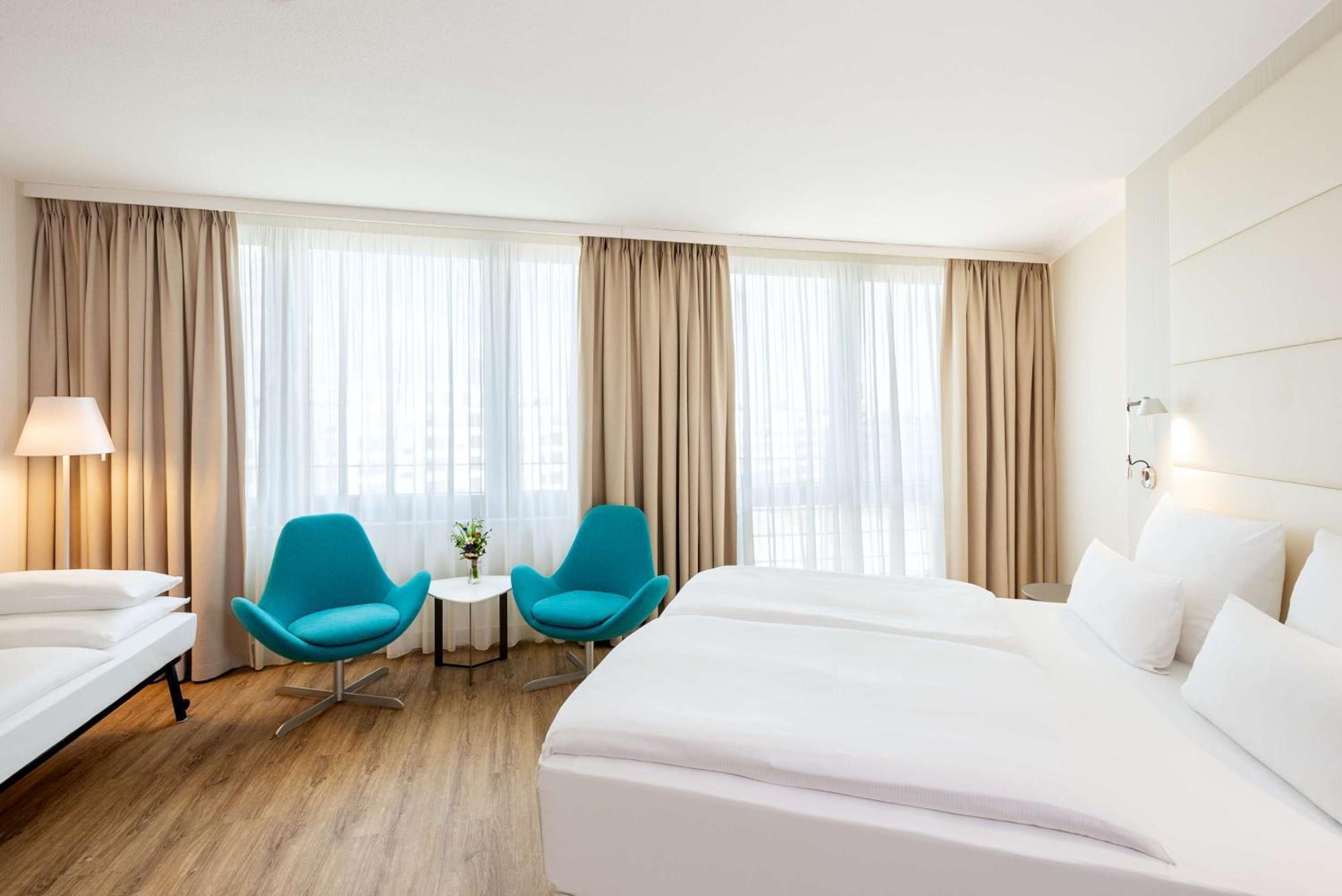 Nh Berlin Alexanderplatz Hotel Екстериор снимка