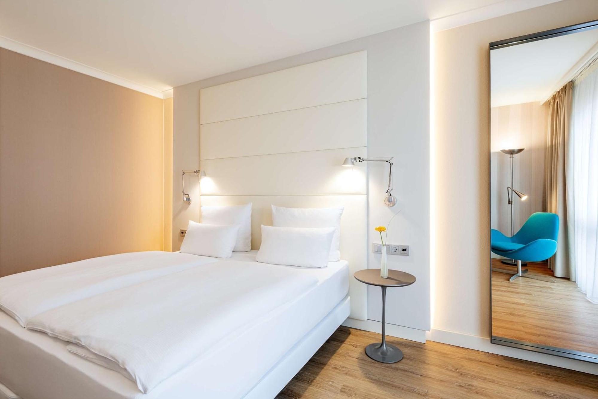 Nh Berlin Alexanderplatz Hotel Екстериор снимка